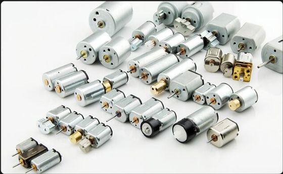 10W - 100W Gleichstrom-Planetengangmotor 12V / 24V mit individueller Wellenlänge